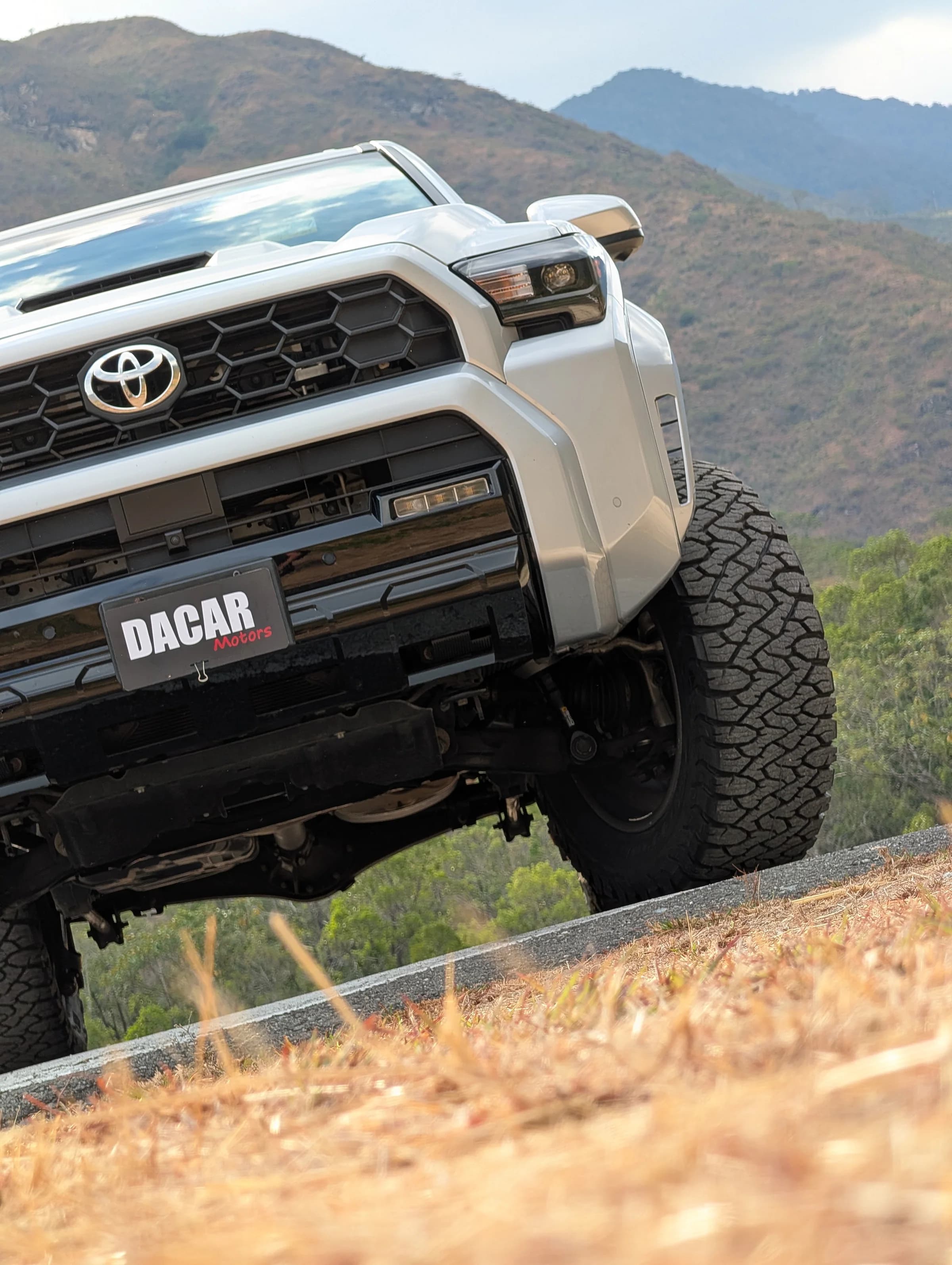 Land Cruiser 70 con equipamiento de batea